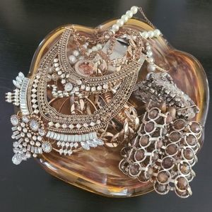 Jewelry holder